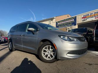 2020 Chrysler Voyager