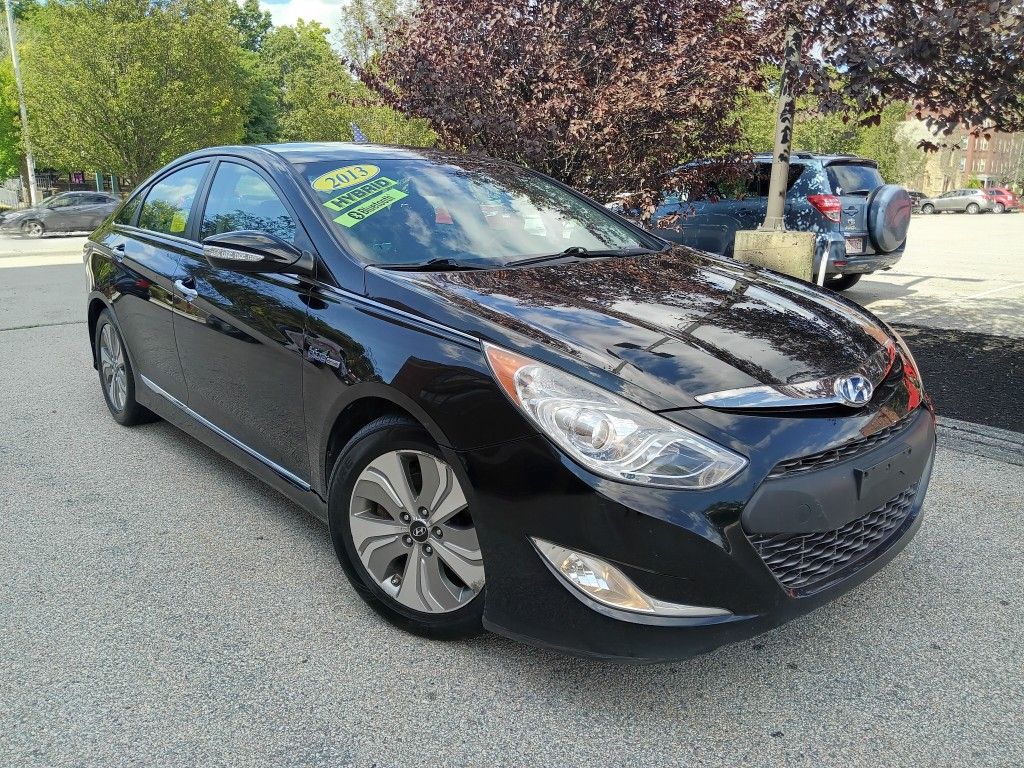 2013 Hyundai Sonata Hybrid for Sale in Worcester, MA - OfferUp