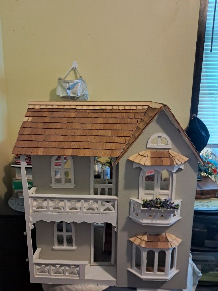 Dollhouse