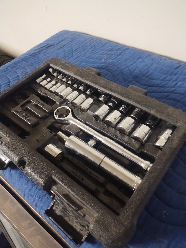 Socket Set