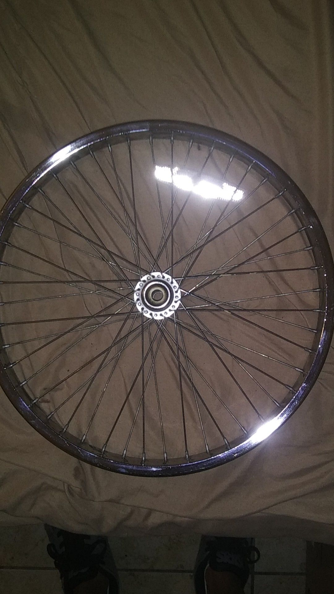 Single chrome back 20 inch rim double wall rim. Great condition.