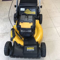 Dewalt 40v Self-drive Lawnmower