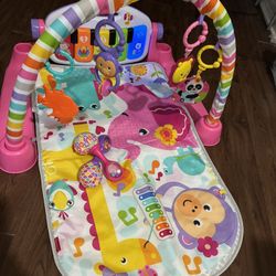 Fisher Price Deluxe Kick & Play Piano Gym