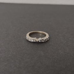 Vintage SETA .925 Sterling Silver & Cubic Zirconia Band Ring Size 8