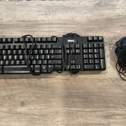 Computer keyboard with mouse