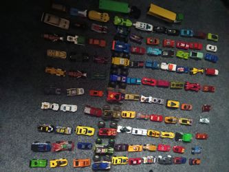 100 loose toy cars