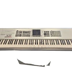 Roland Fantom X8 Keyboard Workstation with Stand