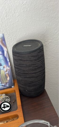 iHome Portable Bluetooth Speaker