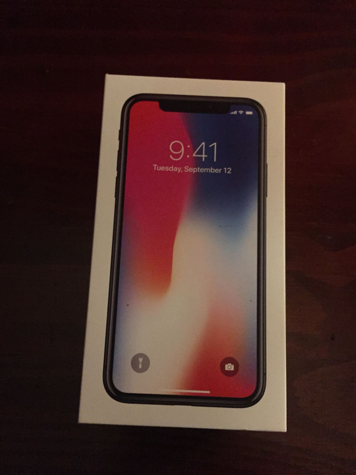 Apple iPhone X Box