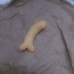 Exclusive Glizzy-fish-or Mis Shaped Cheeto,Do Your Research,Last Cheeto Shaped Charizard Auctioned For 80,000$