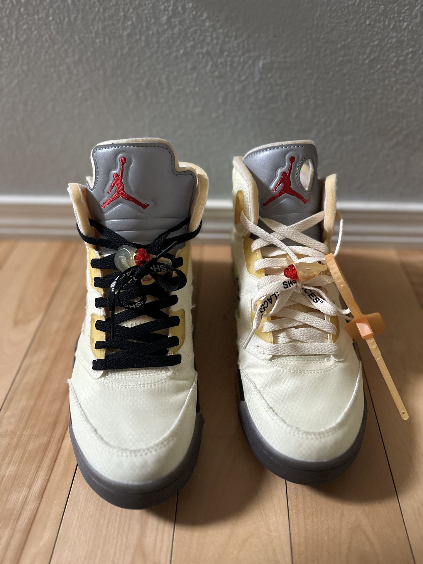 Jordan 5 retro off white sail Size 10.5