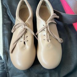 Girls tap Shoes Size 7.5