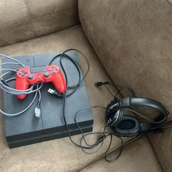 PS4 W Controller And Headset