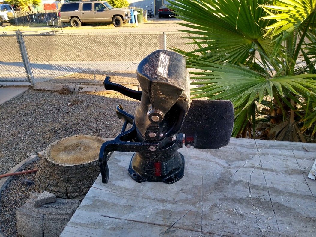 Jet boat jacuzzi pump with place diverter!! for Sale in Phoenix, AZ