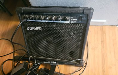Donner DKA-20 amplifier