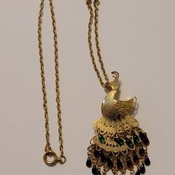 Vintage Gold Filigree Peacock With Movable Feathers Pendant Brooch