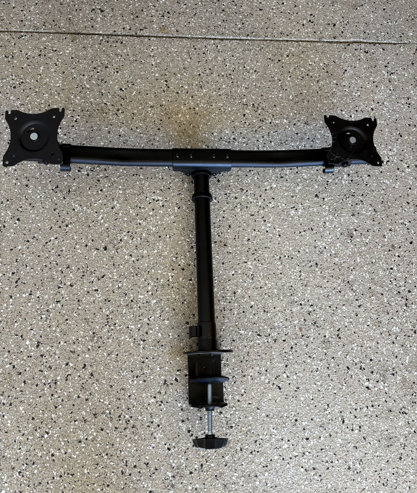 computer mount (2) monitors