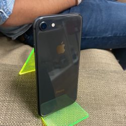 iPhone 8 Unlocked 