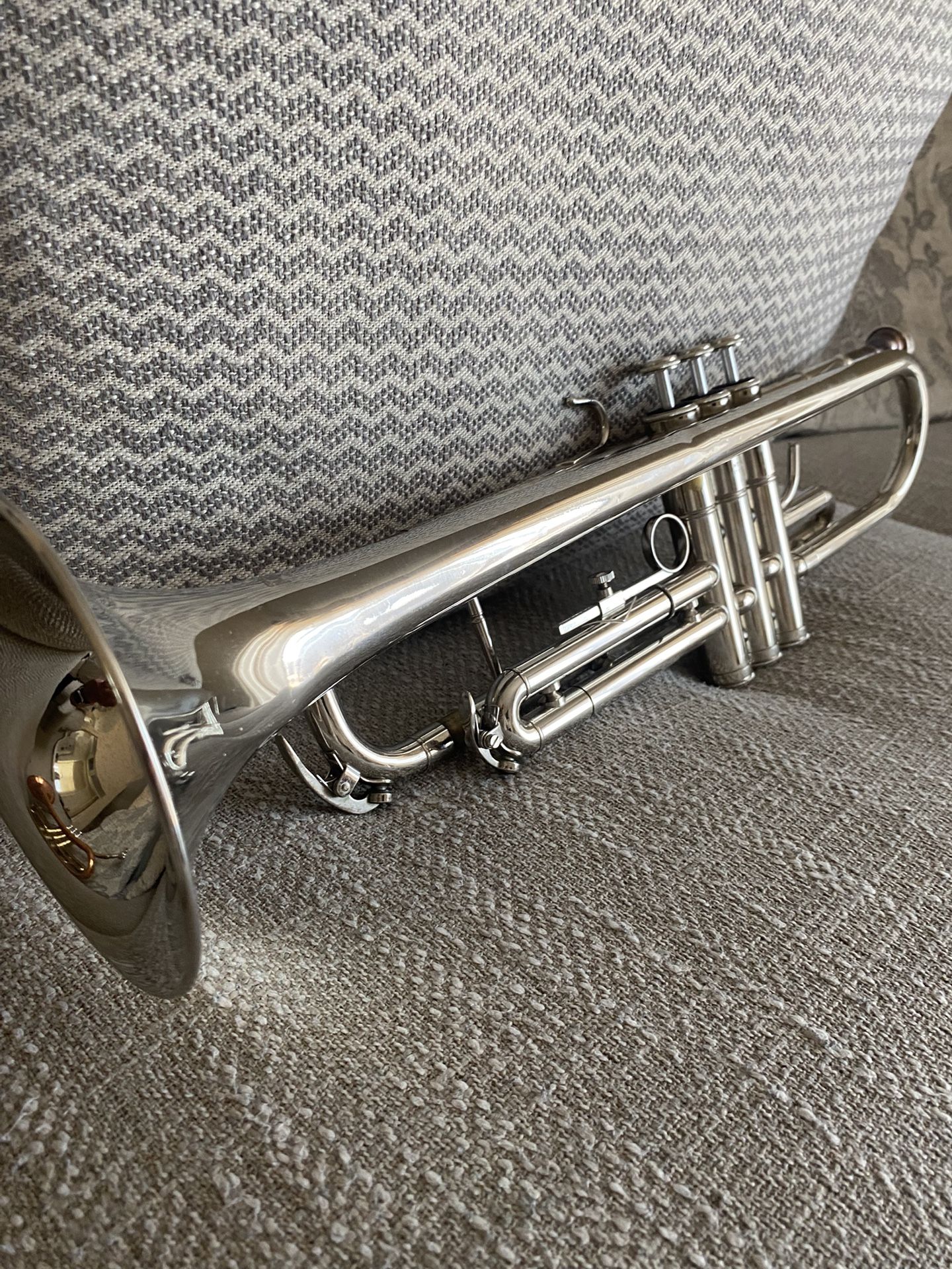 Mendini Trumpet