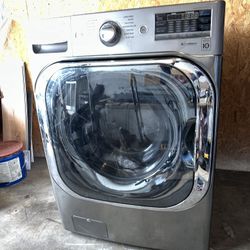 LG Washer Dryer Set - Like New!  
