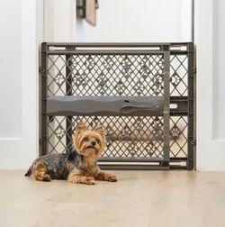 Pet Portable Gate -26”-40” Wide (NEW)