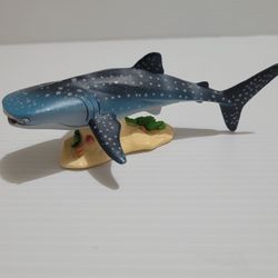 Finding Dory Destiny Whale Shark Figure Disney Pixar Small pvc Cake Topper.