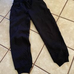 Woman’s Quilted Look Black Joggers Size Small Time And Tru