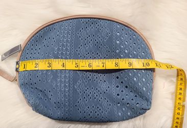 Ulta Beauty Blue Eyelet Oval Zip cosmetic bag