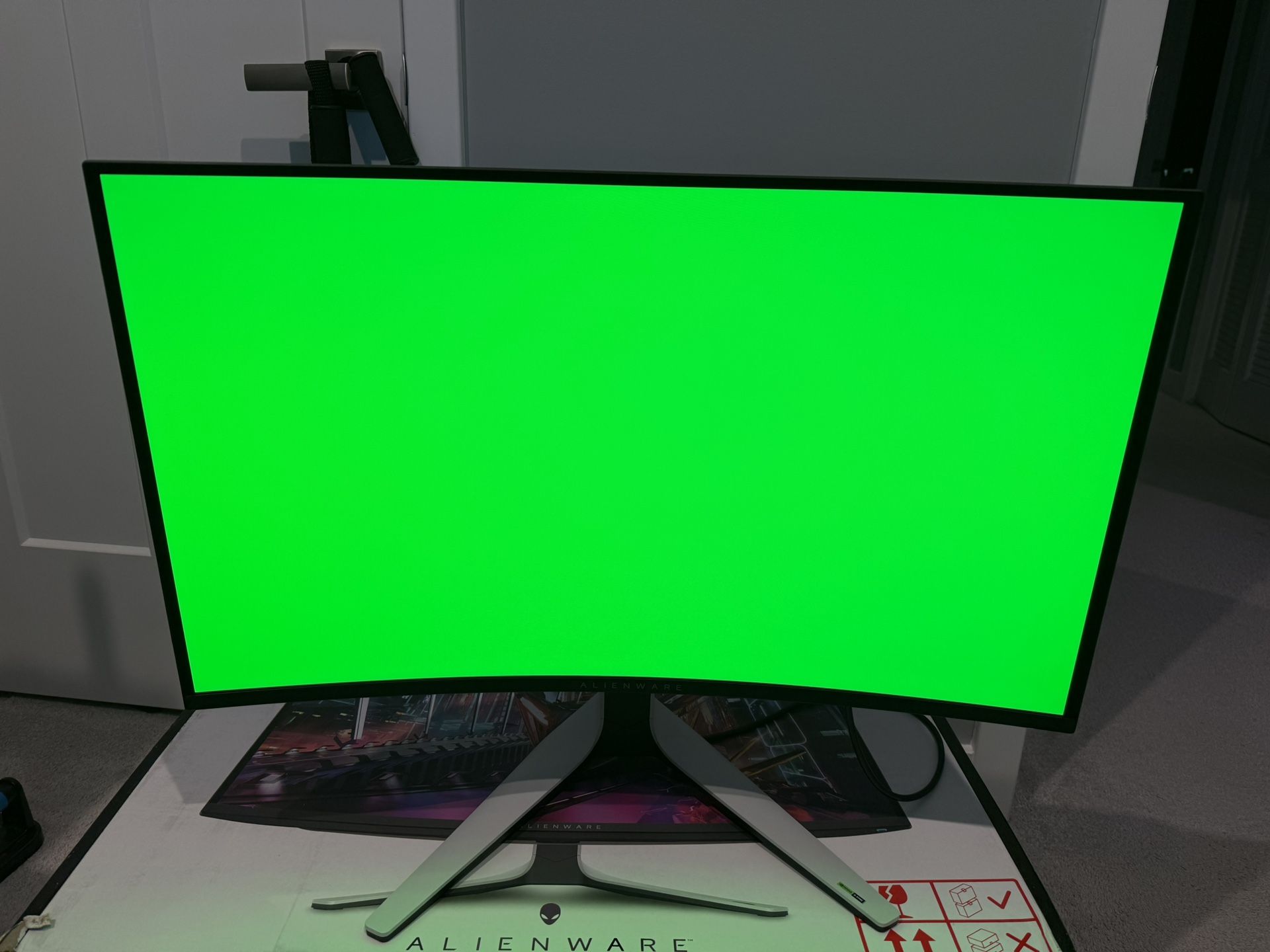 Alienware 32 4K QD-OLED Gaming Monitor - AW3225QF 240 hz