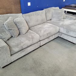 🧡 Brand New Sofas And Sectionals Just Arrived - Clearing Out TODAY!