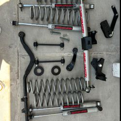 Rough Country Lift Kits Ford/Chevy/Dodge/