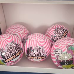 LOL SURPRISE BALLS LOT OF 5 LIGHTS PETS DOLLS TOYS