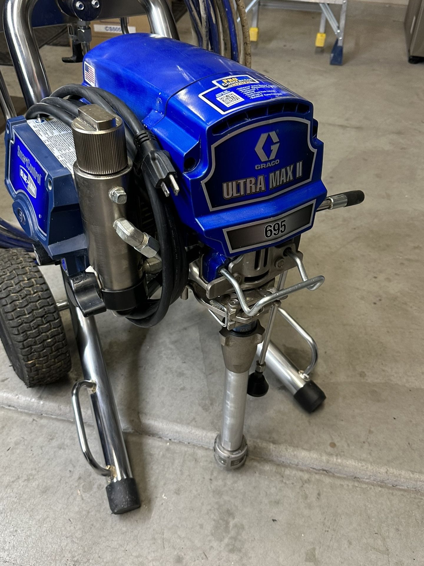 GracoUltra Max 2 Paint Sprayer Plus Extra New Pump