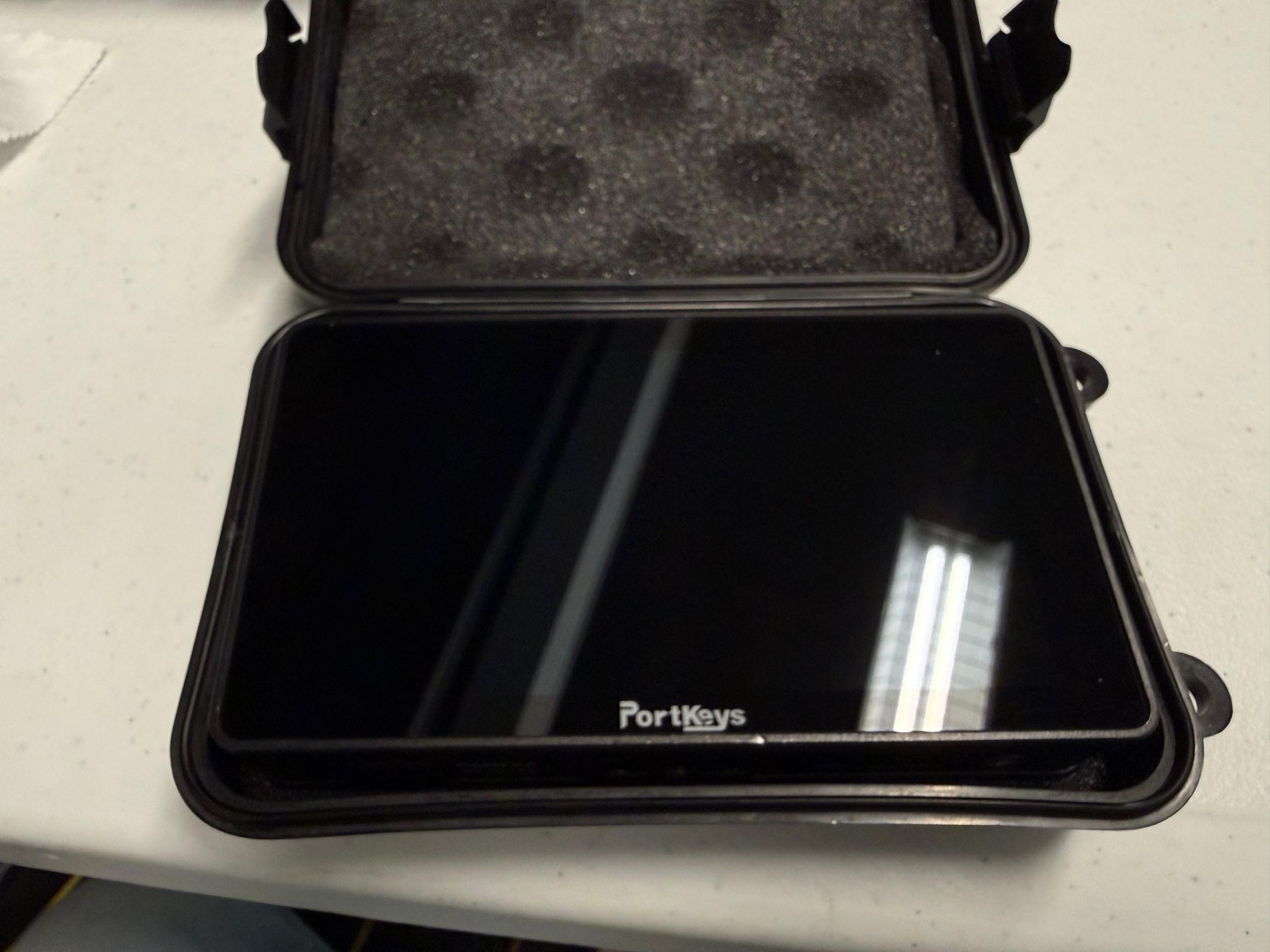 Port Keys monitor 4k Touch Screen LH5H (two for sale) 