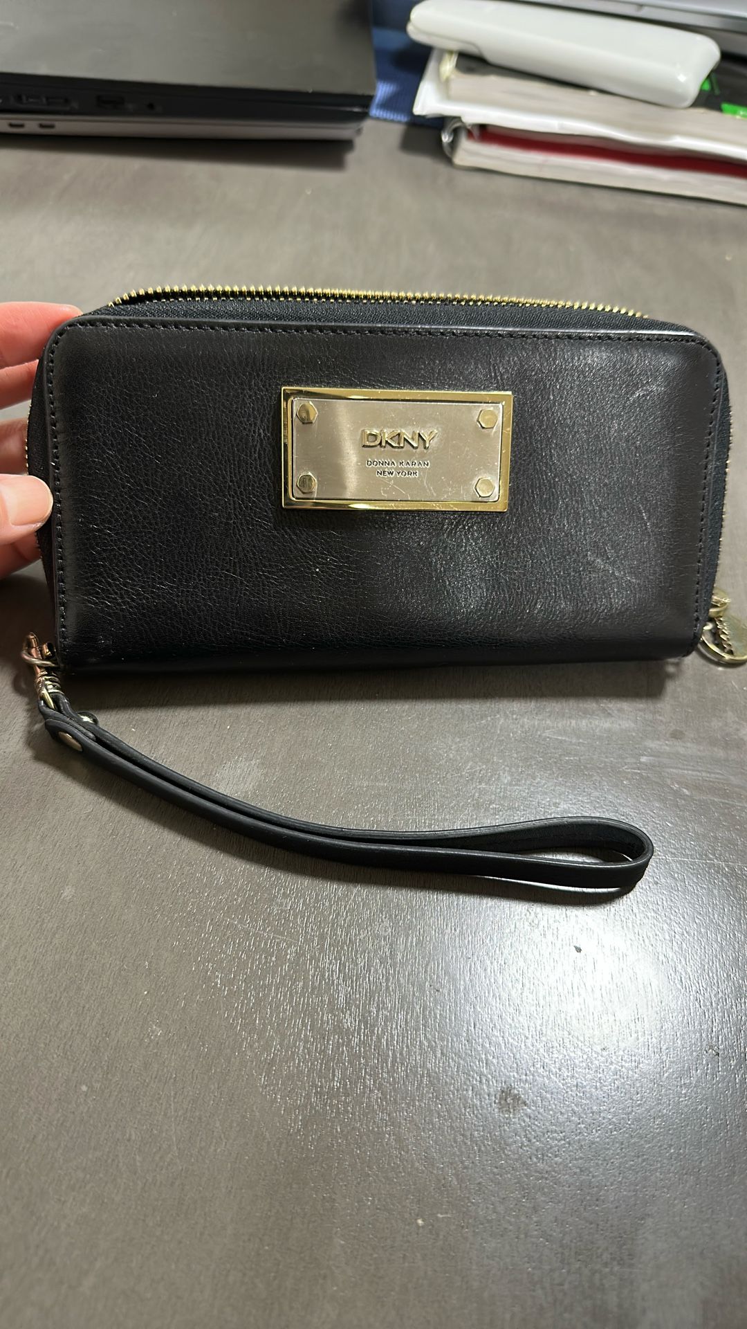 DKNY Wallet