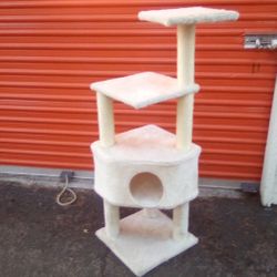 cat tree pickup between 2:00-10:45 rainbow/Charleston cash only price is firm 