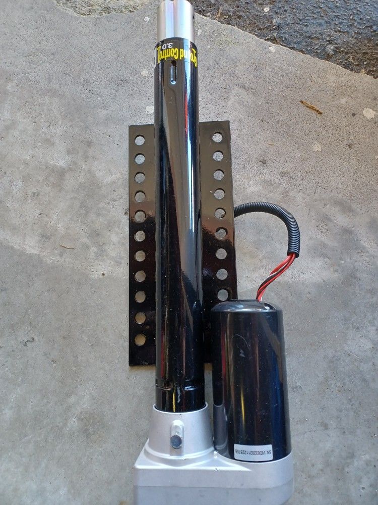 RV LEVELER
