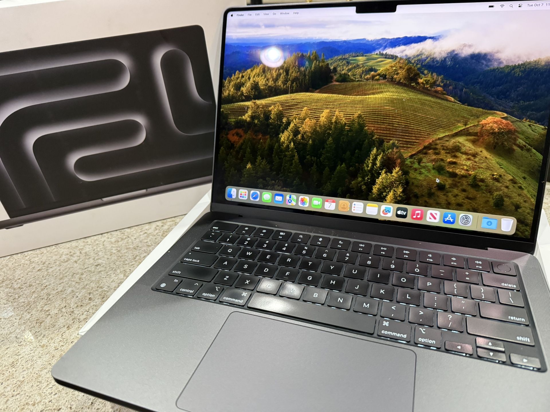 RARE CUSTOM BUILD Perfect Condition Apple MacBook Pro 14” M3 Max 64gb Ram 2TB