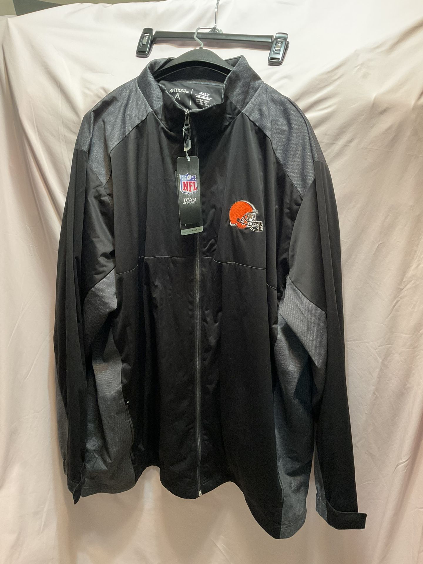 Cleveland Browns NFL Antigua Lightweight Jacket