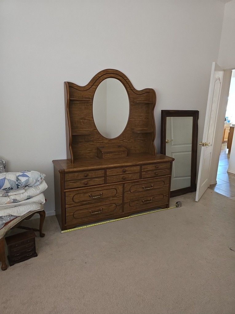 Large Dresser Set W/Mirror & Jewelry/Trinket Box Qualiry Made/Dovetail