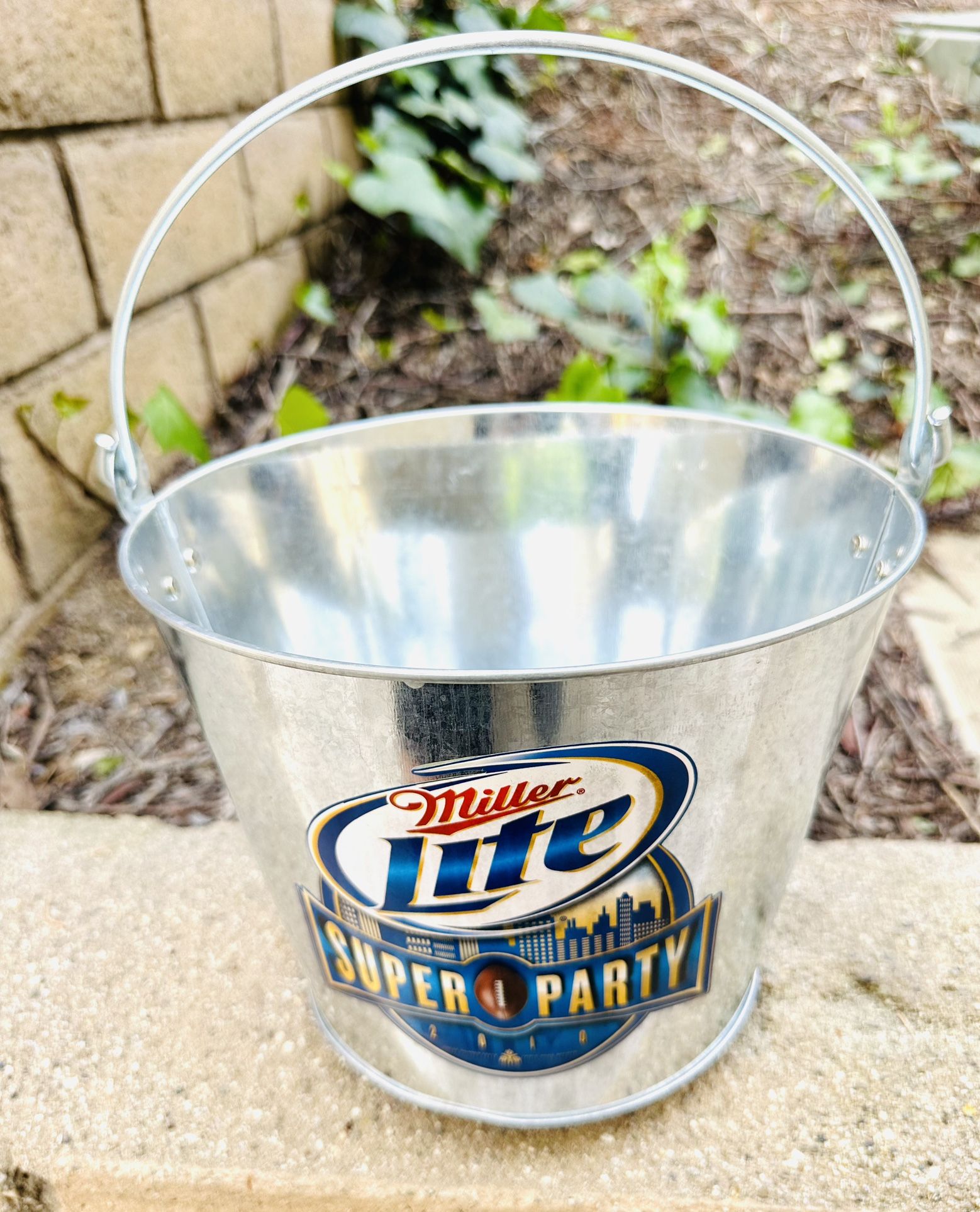 Miller Lite Super Bowl Rams Metal Beer/Ice Bucket With Handle