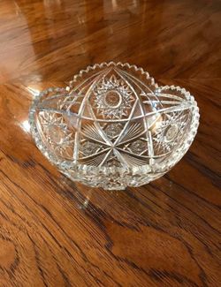 Beautiful Heavy Cut Glass or Crystal Bowl
