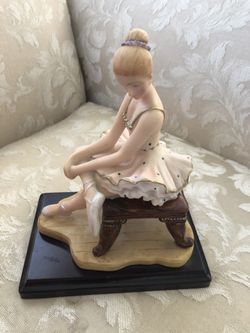Beautiful ballerina 🩰 on wood platform