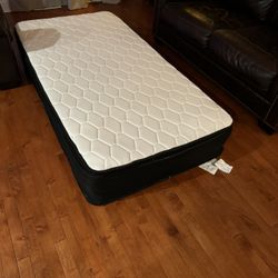 Matress (Twin Size)