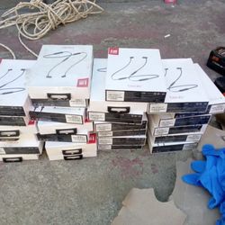Beats Headphones  Bundle Deal 26 For 100 Or 2 30....