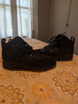 Nike lunar force size 15