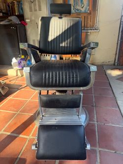 Professional Barber Chair Black Vinyl