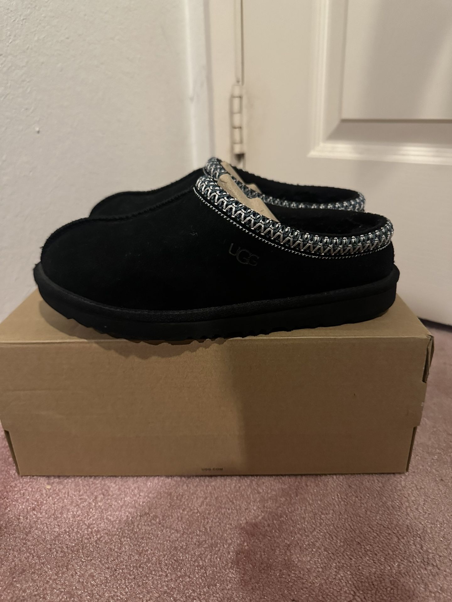 Ugg Tasman Black