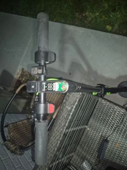 Isinwheel electric..uses but charges and ru.ns