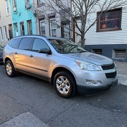 2010 Chevy Traverse Lt